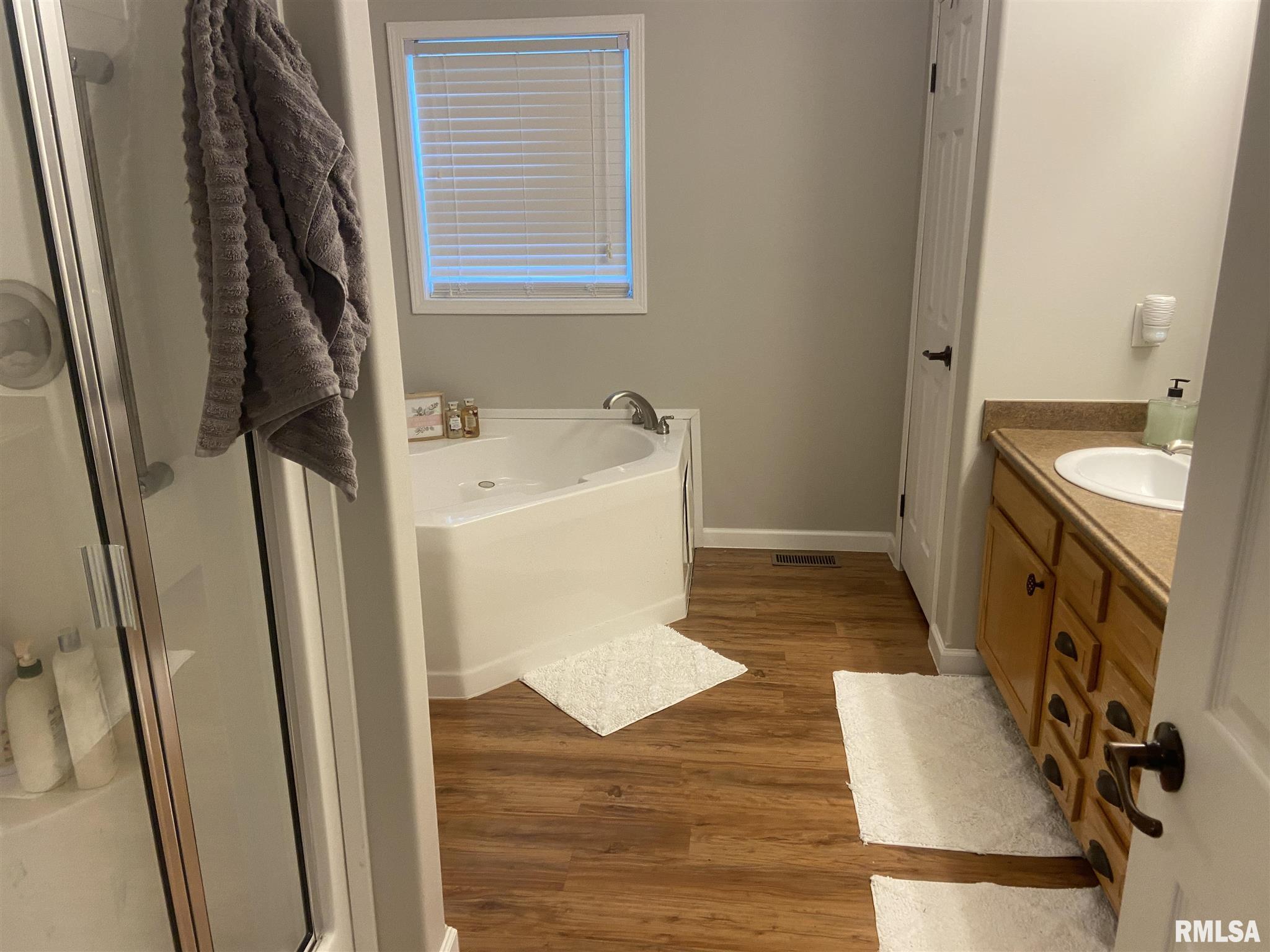 12240 Wyatt Road Benton, IL 62812 - Photo 16 of 20 Gallery Image 16