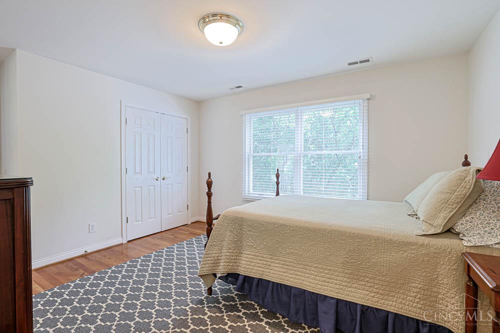 7859 Keller Road Cincinnati, OH 45243 - Photo 33 of 63