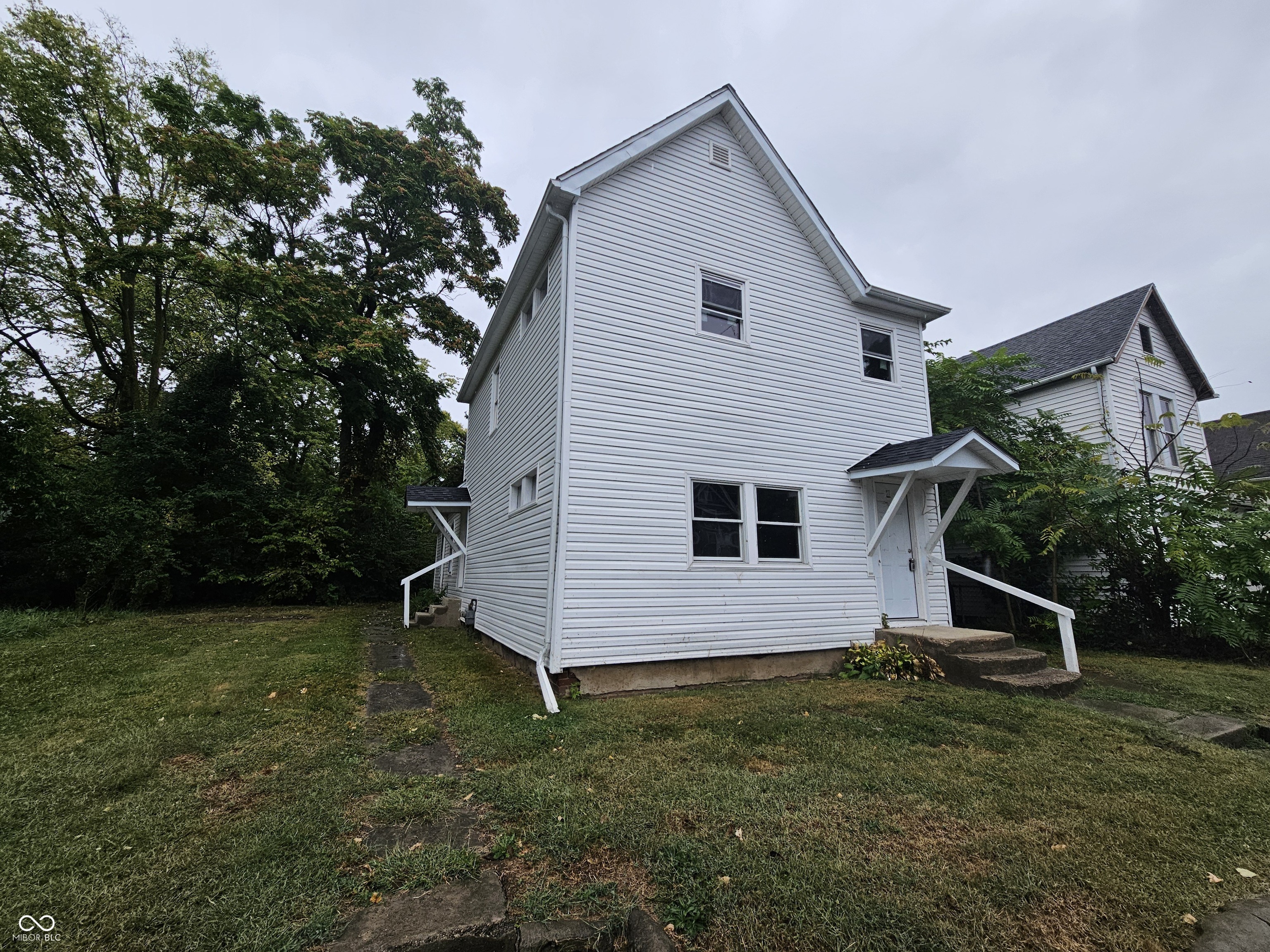 1024 West Powers Street Muncie, IN 47305 - Photo 3 of 26