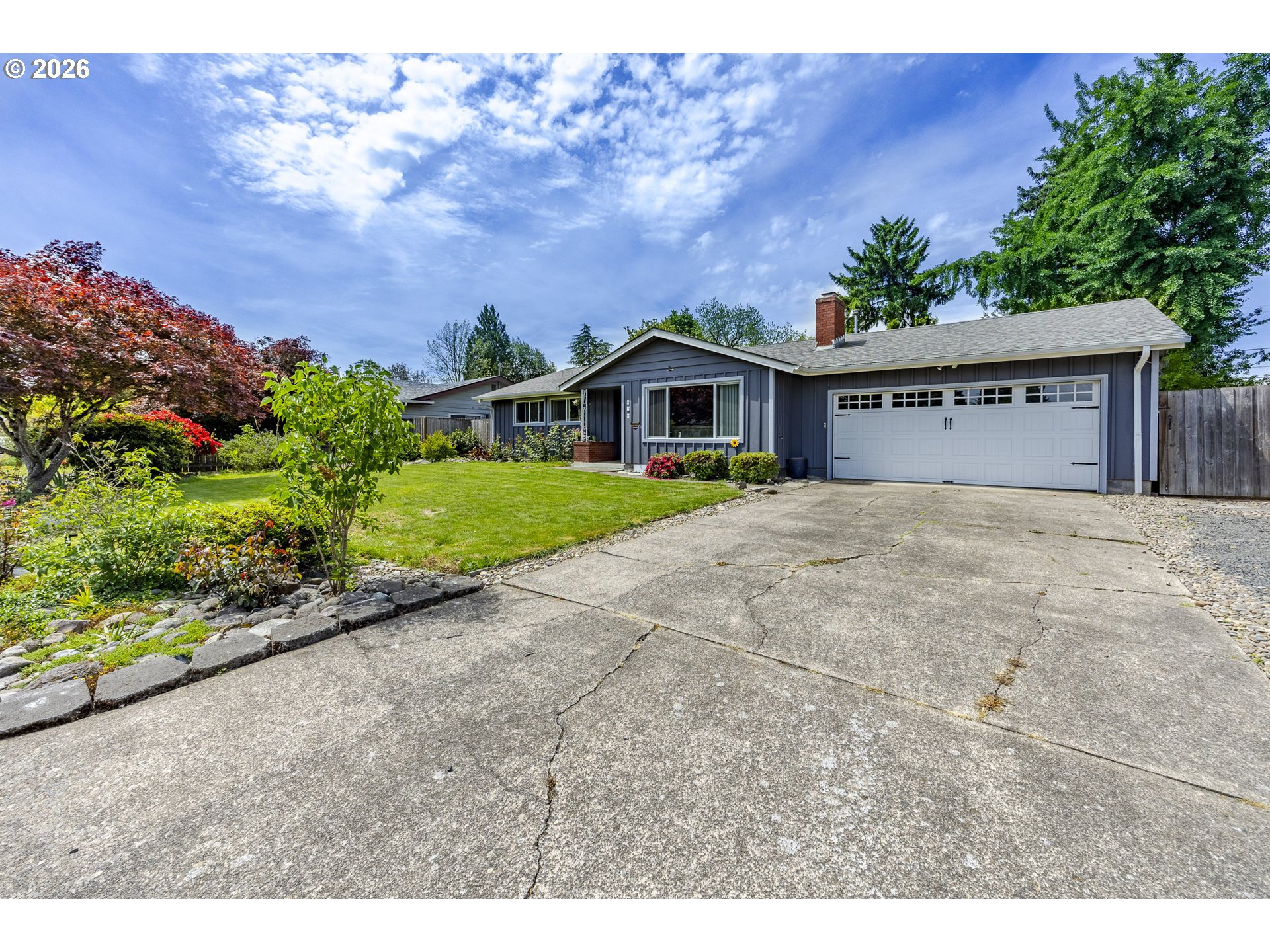 620 Hughes Street Eugene, OR 97402 - Photo 2 of 21