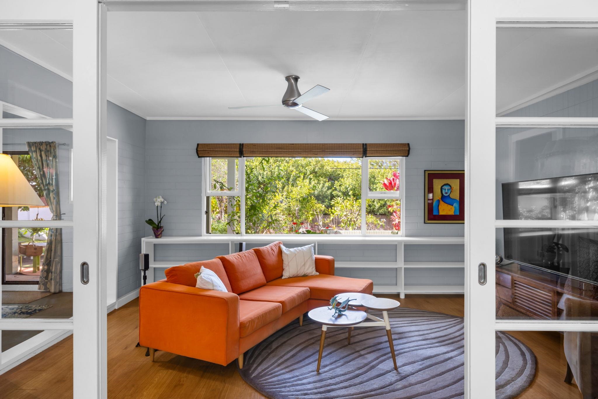 1199 Freitas Place Makawao, HI 96768 - Photo 19 of 49 a living room with furniture and a window