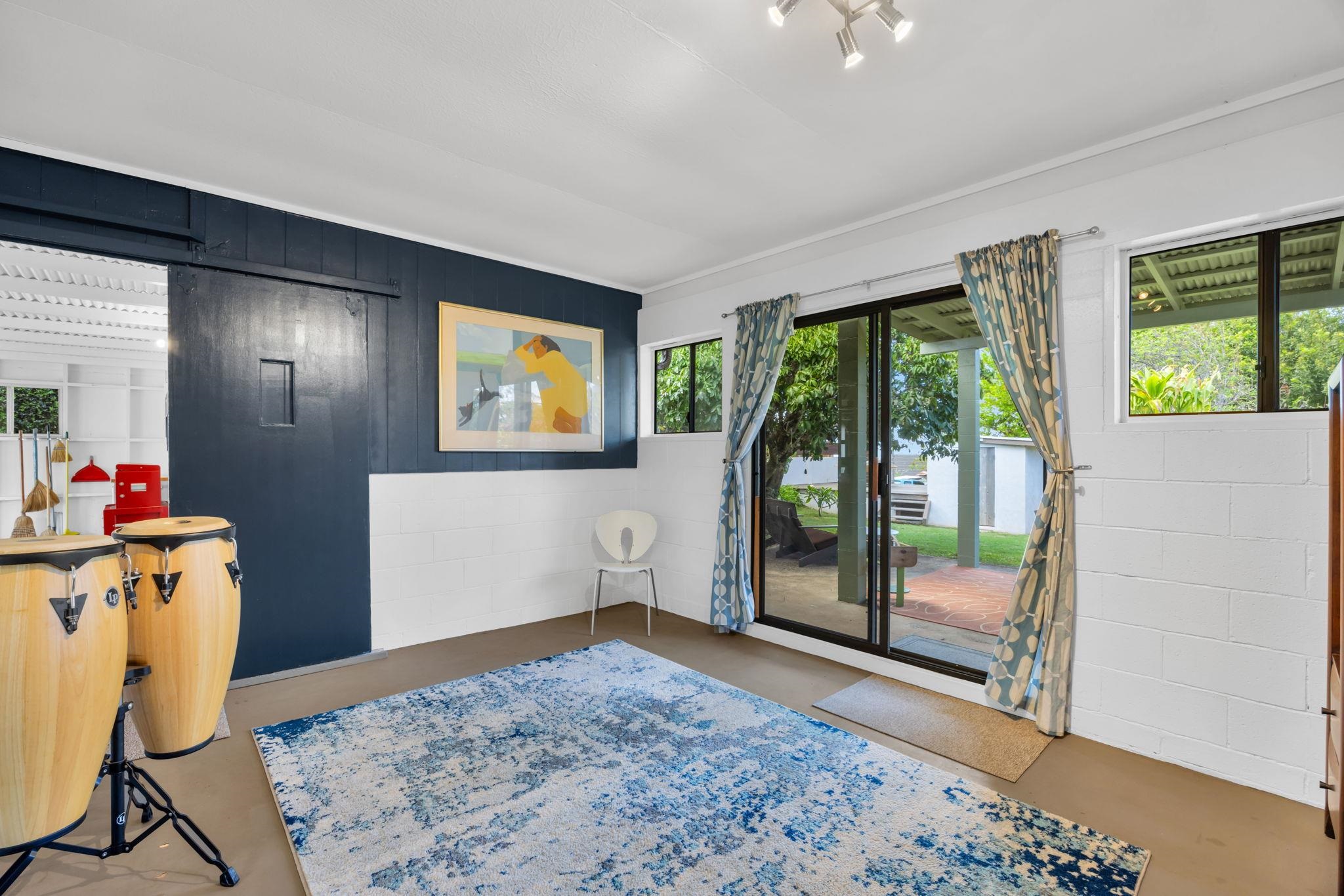 1199 Freitas Place Makawao, HI 96768 - Photo 20 of 49 a view of a workspace with furniture and a window