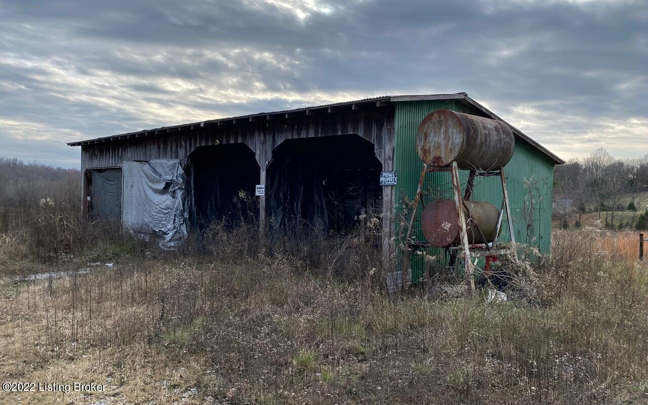4075 Neafus Road Morgantown, KY 42261 - Photo 7 of 45 Items Added 12-13-20225