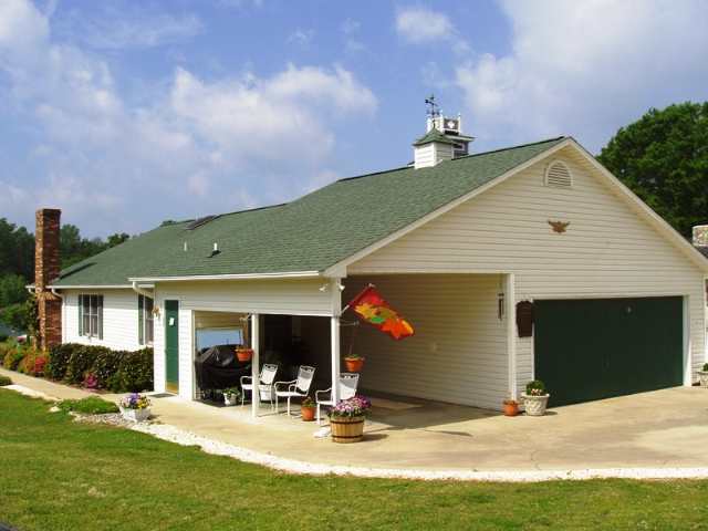28 Coastline Drive, Unit LAKE Inman, SC 29349 - Photo 2 of 9 Gallery Image 2