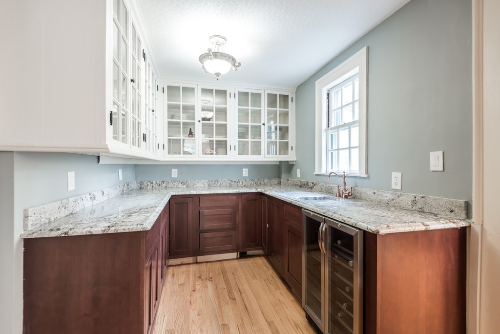 16 West Knoll Road Andover, MA 01810 - Photo 11 of 30