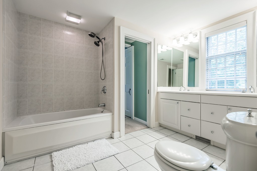 16 West Knoll Road Andover, MA 01810 - Photo 23 of 30