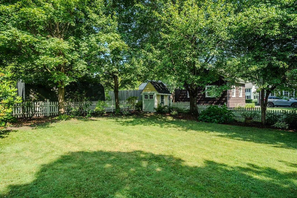83 Riddell Street Greenfield, MA 01301 - Photo 8 of 42 Gallery Image 8