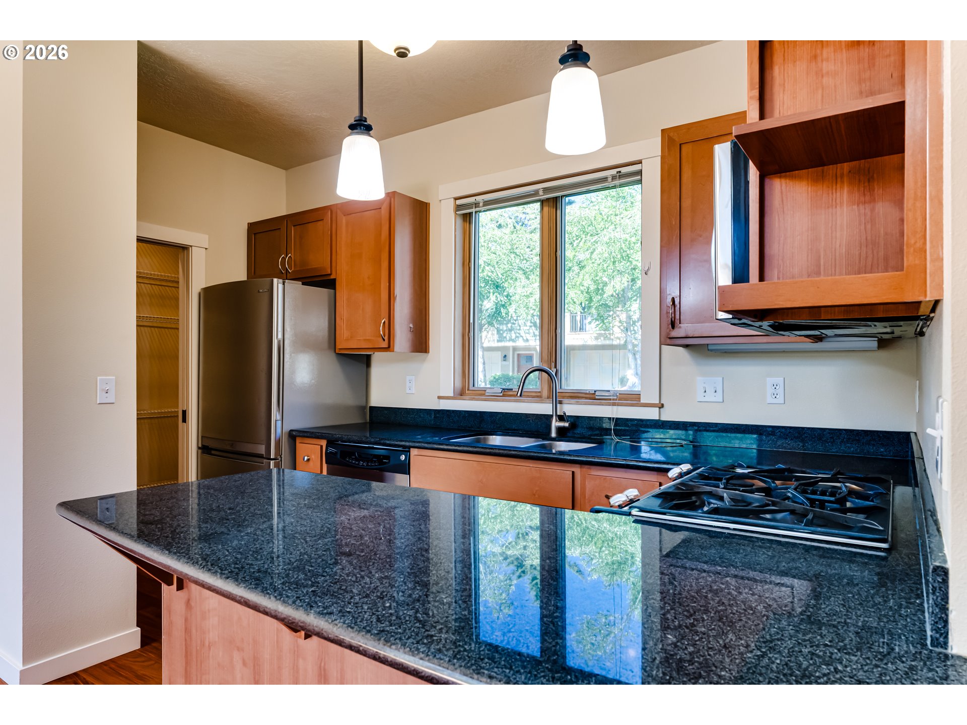 1485 Perdue Loop Eugene, OR 97401 - Photo 5 of 33