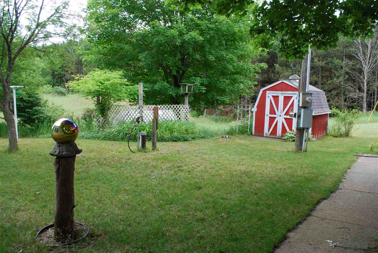6773 Kenny Road Kaleva, MI 49645 - Photo 30 of 47 1826335-29.JPG