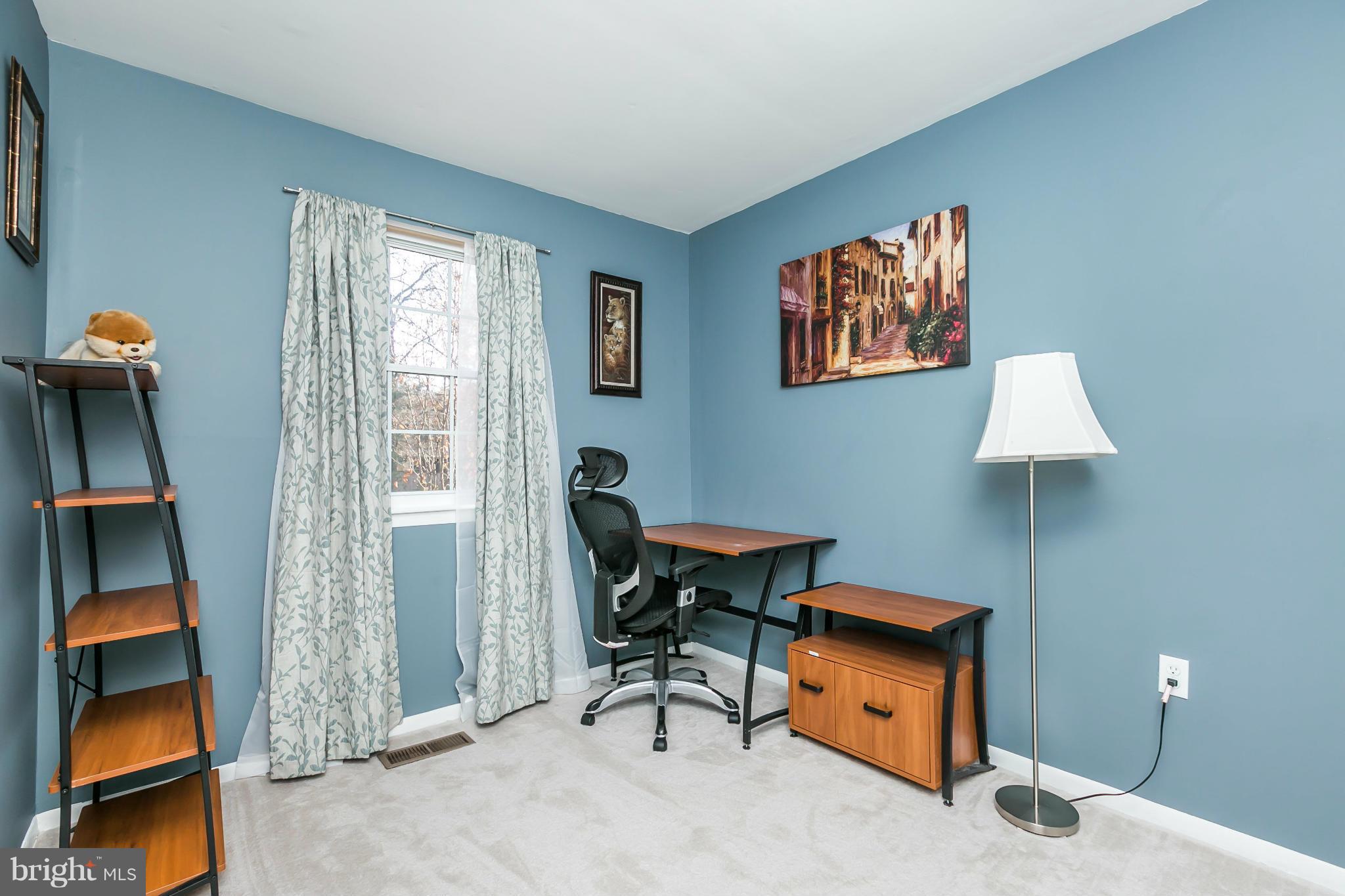 9339 Pan Ridge Road Baltimore, MD 21234 - Photo 14 of 27 Bedroom