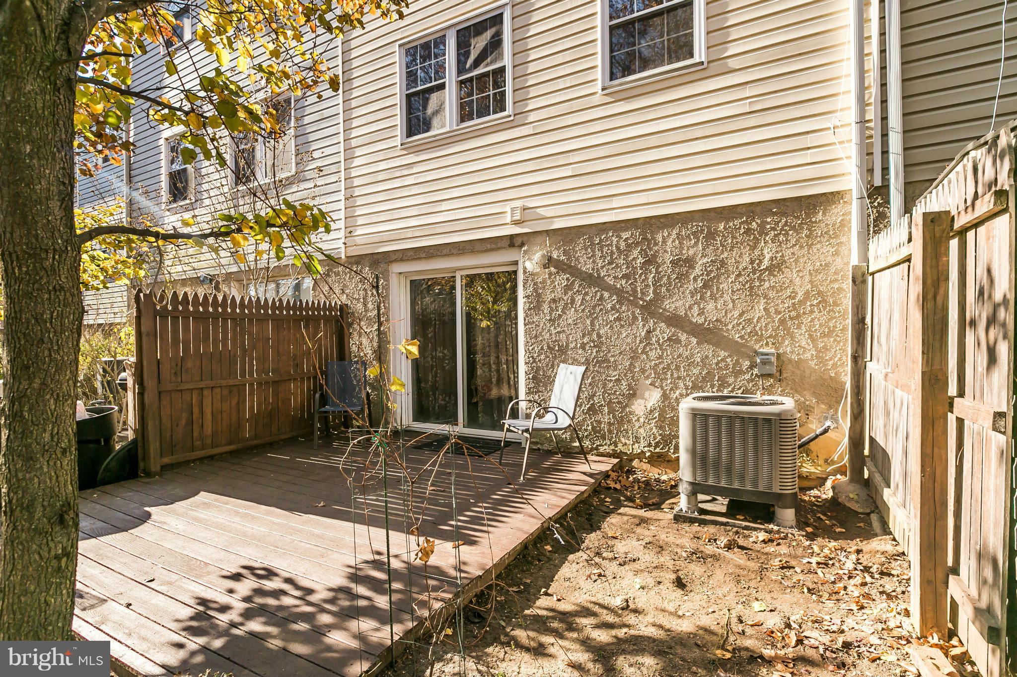 9339 Pan Ridge Road Baltimore, MD 21234 - Photo 26 of 27 Exterior (Rear)