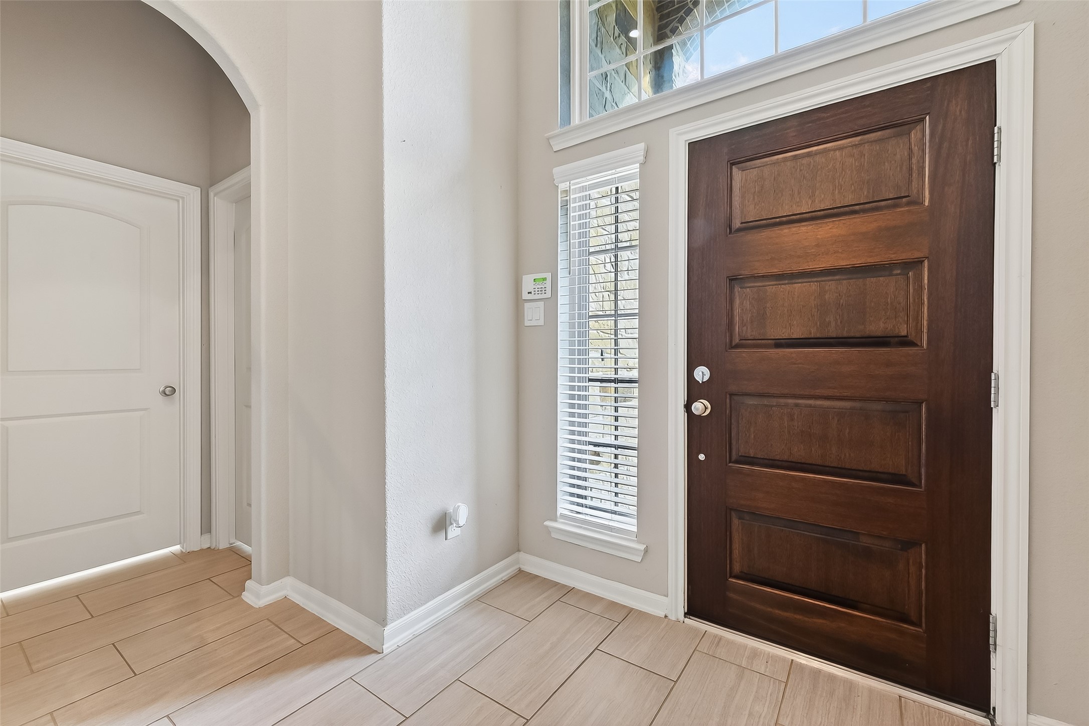 4718 Verbena Valley Way Spring, TX 77388 - Photo 4 of 24 a view of walk in closet