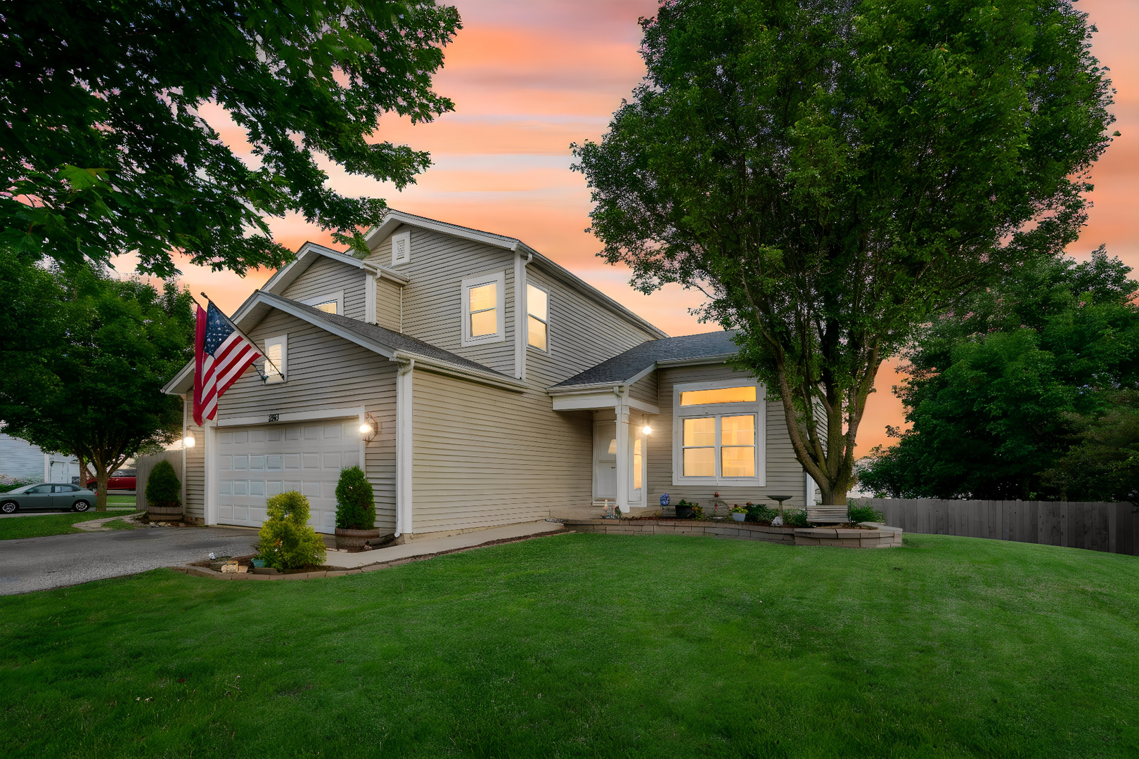 2067 Stephen Street Aurora, IL 60502 - Photo 1 of 36