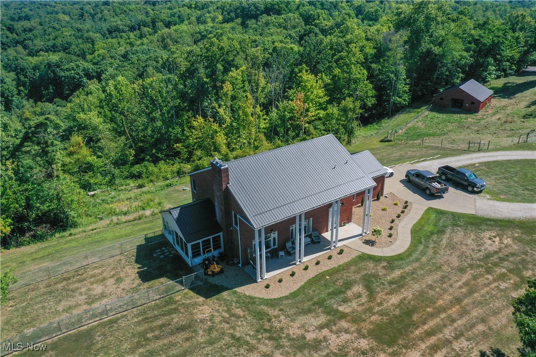 10084 Cadiz Road Cambridge, OH 43725 - Photo 5 of 50