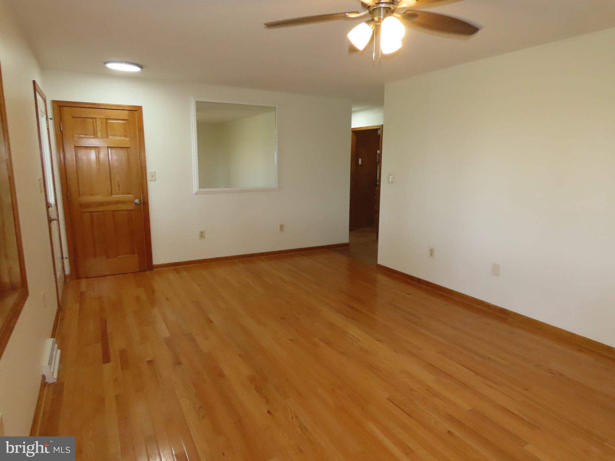 703 St Marys Road Pylesville, MD 21132 - Photo 7 of 24 Living room