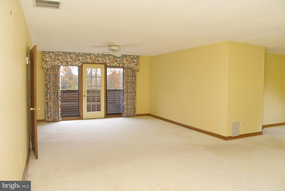 23386 Potts Mill Road Middleburg, VA 20117 - Photo 19 of 30 Bedroom (Master)