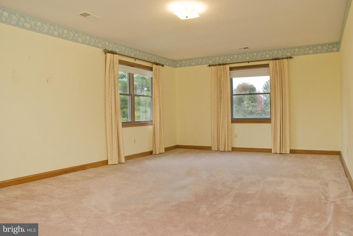 23386 Potts Mill Road Middleburg, VA 20117 - Photo 21 of 30 Bedroom
