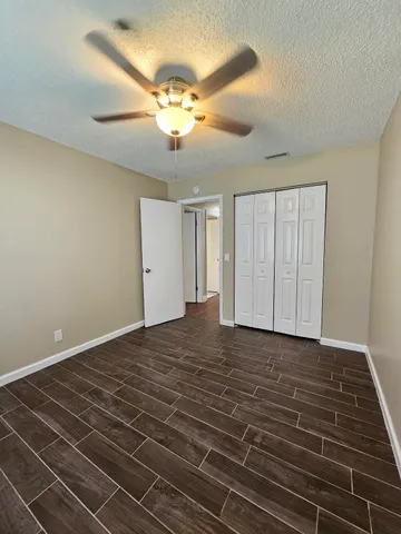 $299,000 | 4876 Orleans Court, Unit B, West Palm Beach, FL 33415