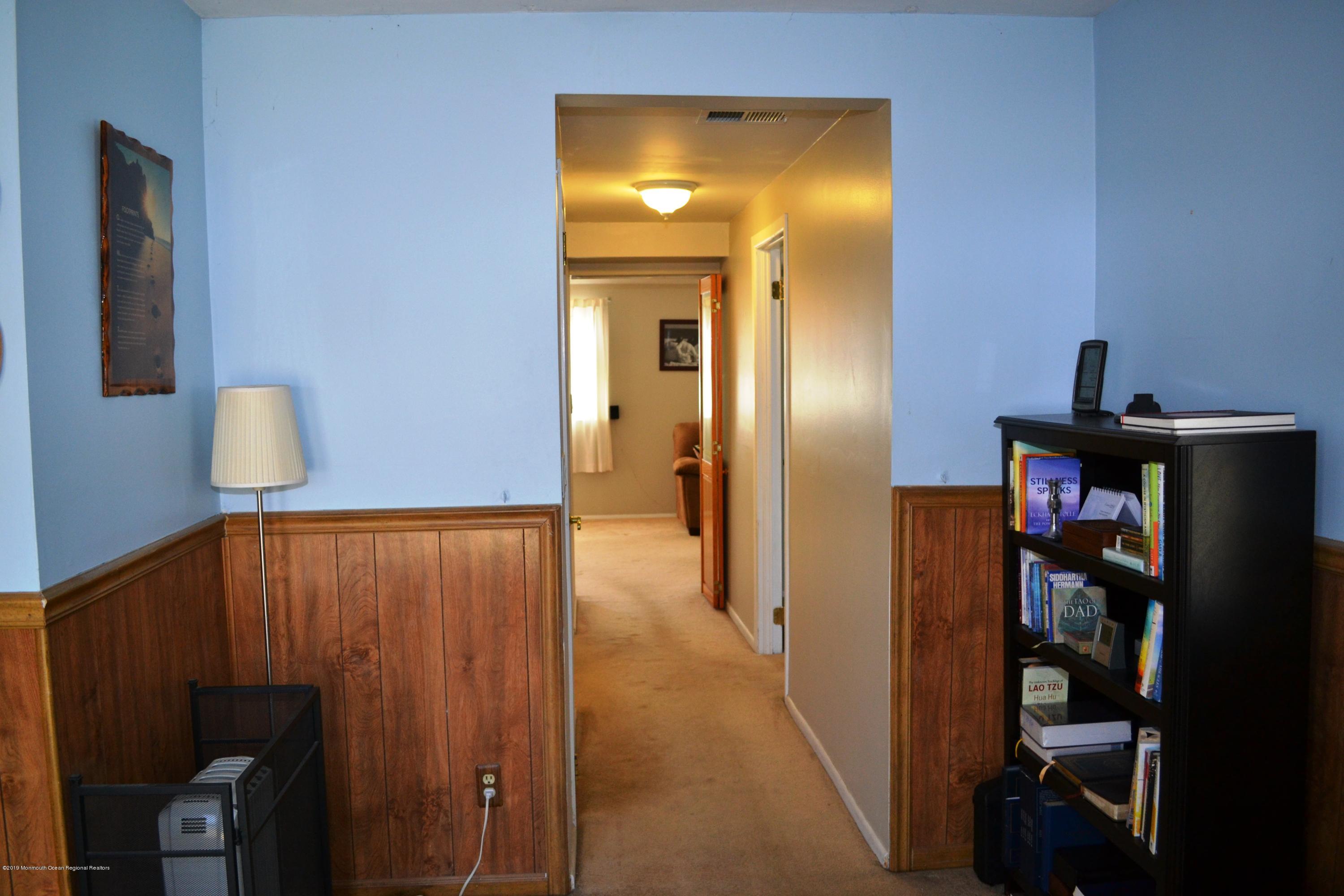 93 Newbury Road Howell, NJ 07731 - Photo 19 of 31 DSC_0038