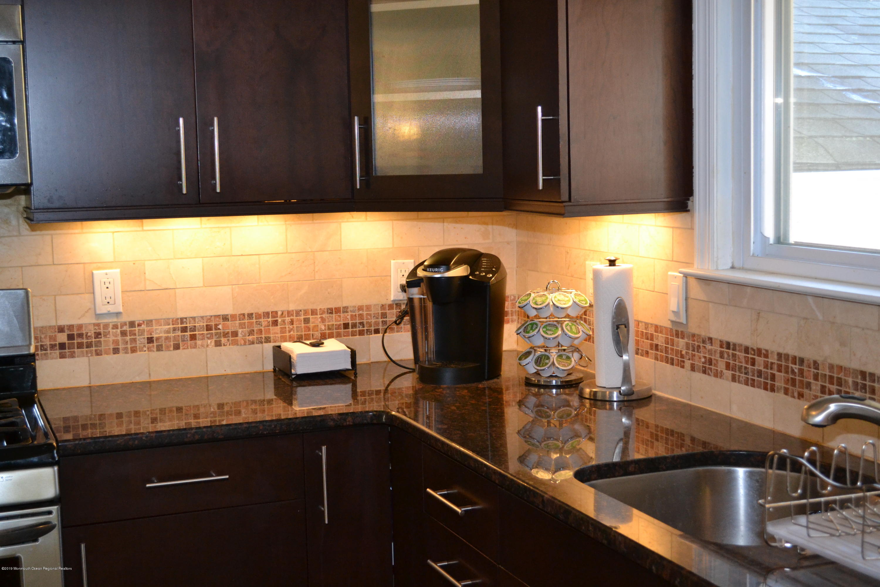 93 Newbury Road Howell, NJ 07731 - Photo 10 of 31 DSC_0013