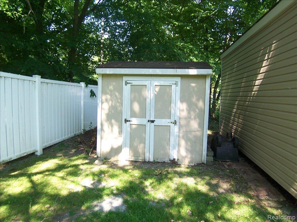 8943 Rucker Road Grosse Ile, MI 48138 - Photo 19 of 22 Smaller Shed