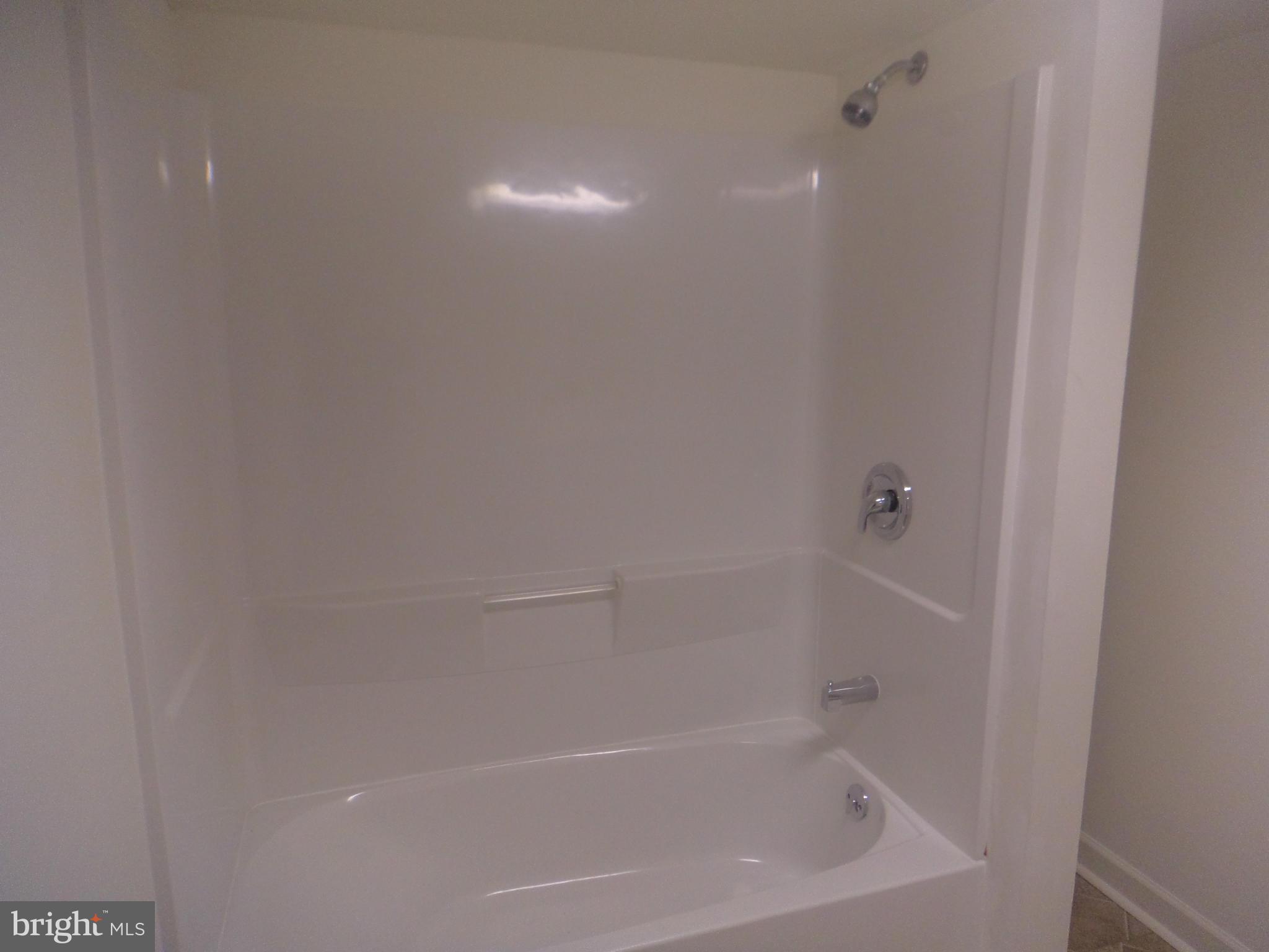 21509 Colton Point Road Avenue, MD 20609 - Photo 18 of 19 Bath