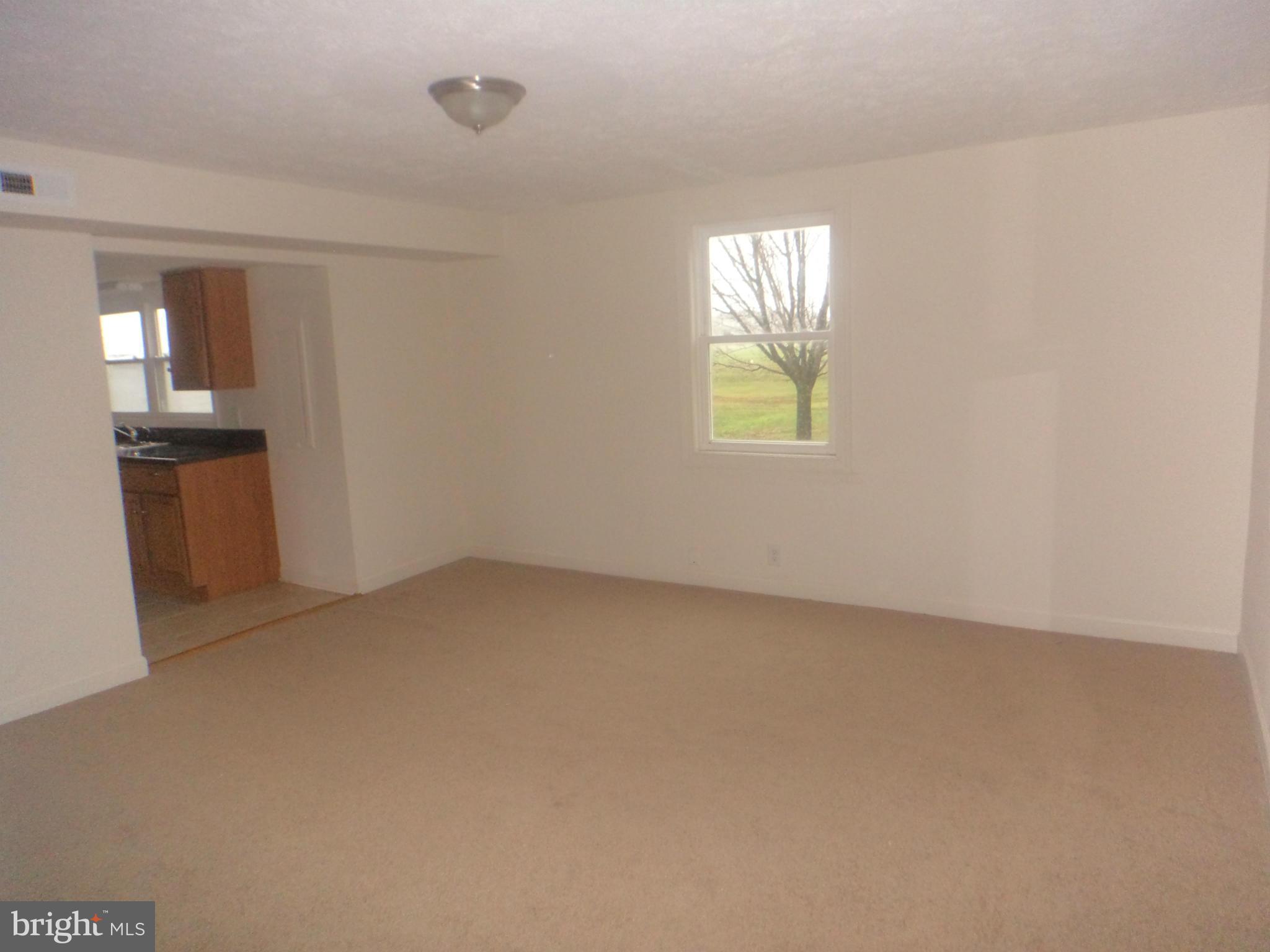 21509 Colton Point Road Avenue, MD 20609 - Photo 10 of 19 Living Room