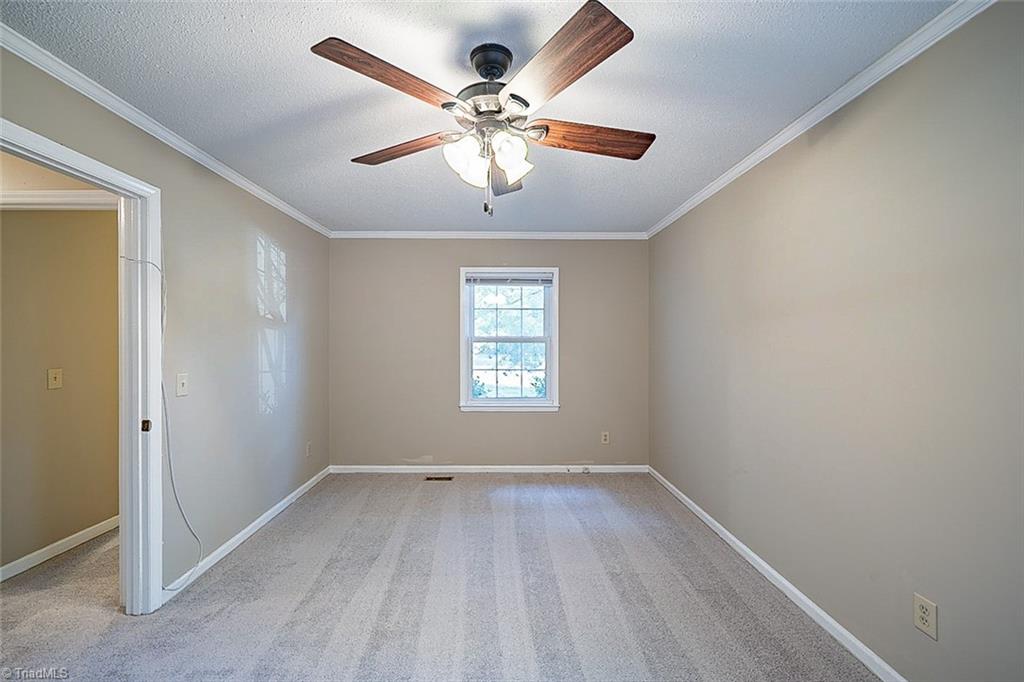 3208 Dillon Road Jamestown, NC 27282 - Photo 8 of 12 Gallery Image 8