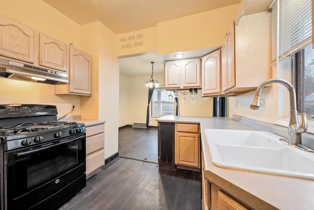 $199,900 | 508 12th Avenue, Green Bay, WI 54303