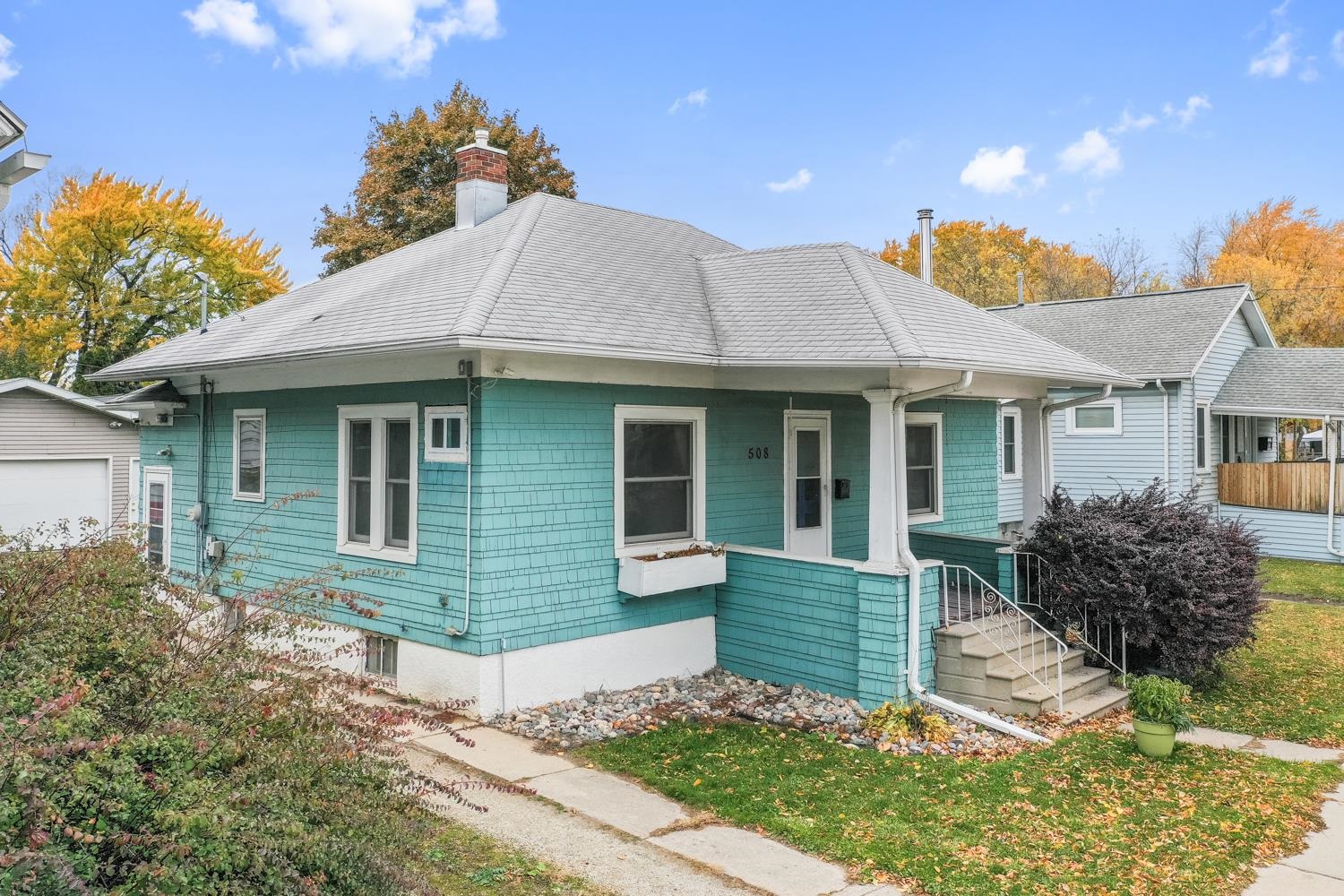 508 12th Avenue Green Bay, WI 54303 - Photo 2 of 27