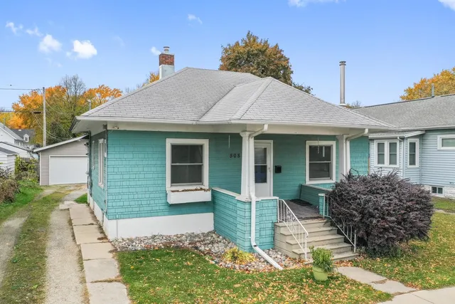 $199,900 | 508 12th Avenue, Green Bay, WI 54303