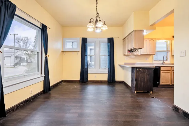 $199,900 | 508 12th Avenue, Green Bay, WI 54303