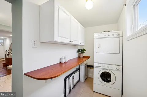 $315,000 | 336 Greenwich Street, Philadelphia, PA 19147