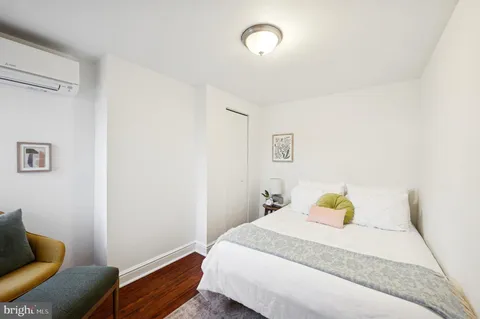 $315,000 | 336 Greenwich Street, Philadelphia, PA 19147