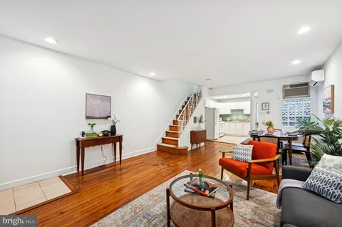 $315,000 | 336 Greenwich Street, Philadelphia, PA 19147