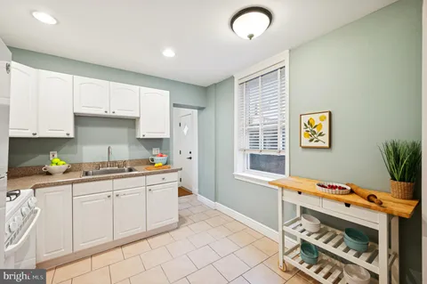 $315,000 | 336 Greenwich Street, Philadelphia, PA 19147