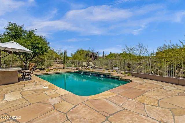 $5,900 | 11123 East Monument Drive, Scottsdale, AZ 85262