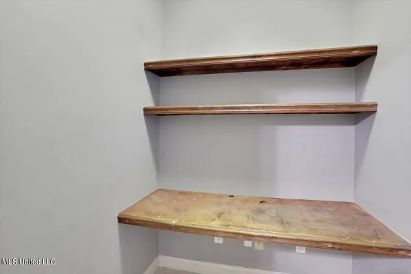 $314,900 | 143 Navajo Circle, Clinton, MS 39056