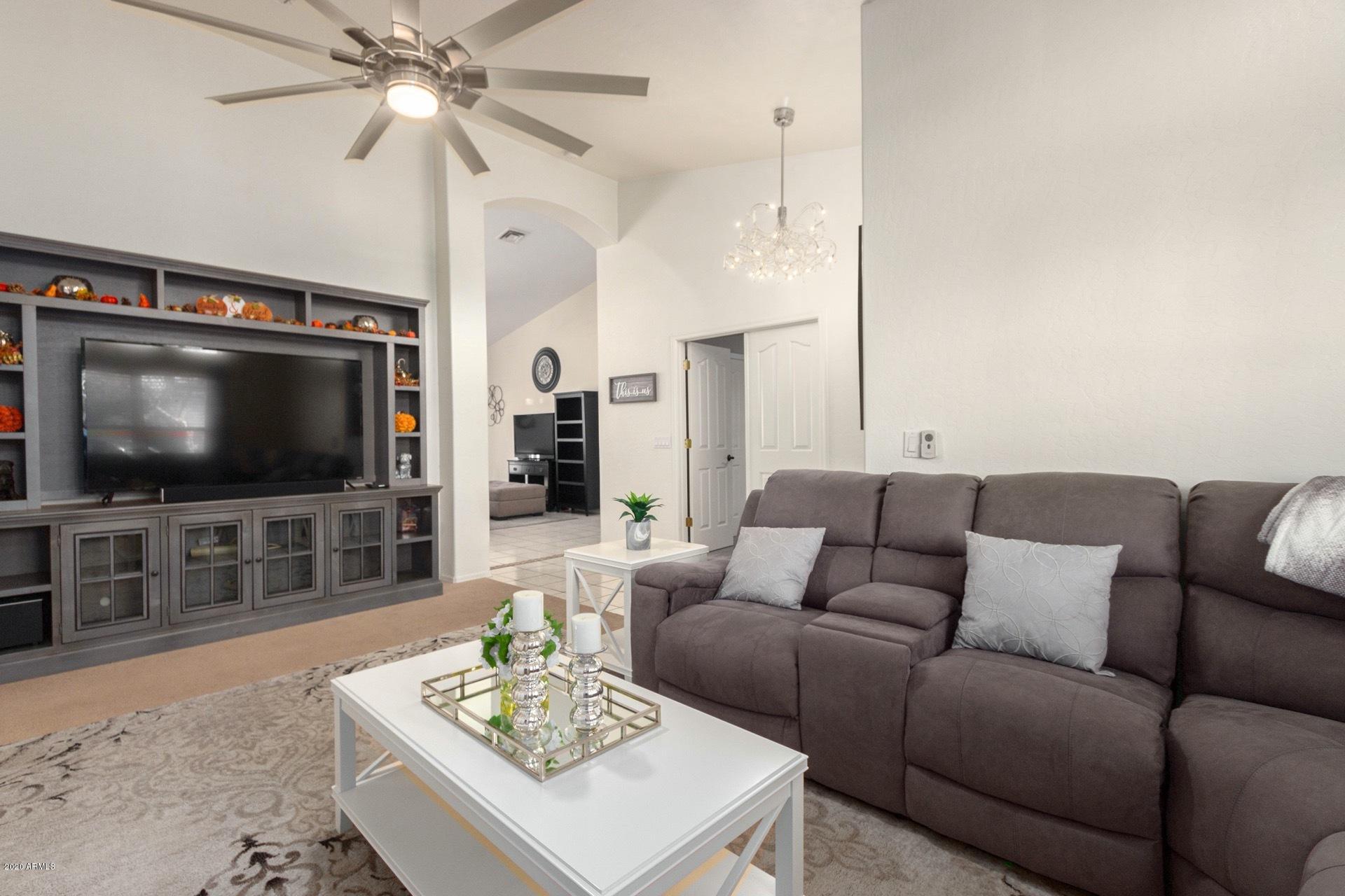 11523 East Decatur Street Mesa, AZ 85207 - Photo 3 of 14 0007-Decatur 8