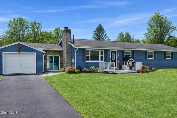 $319,000 | 20 Campney Lane, Fort Ann, NY 12827