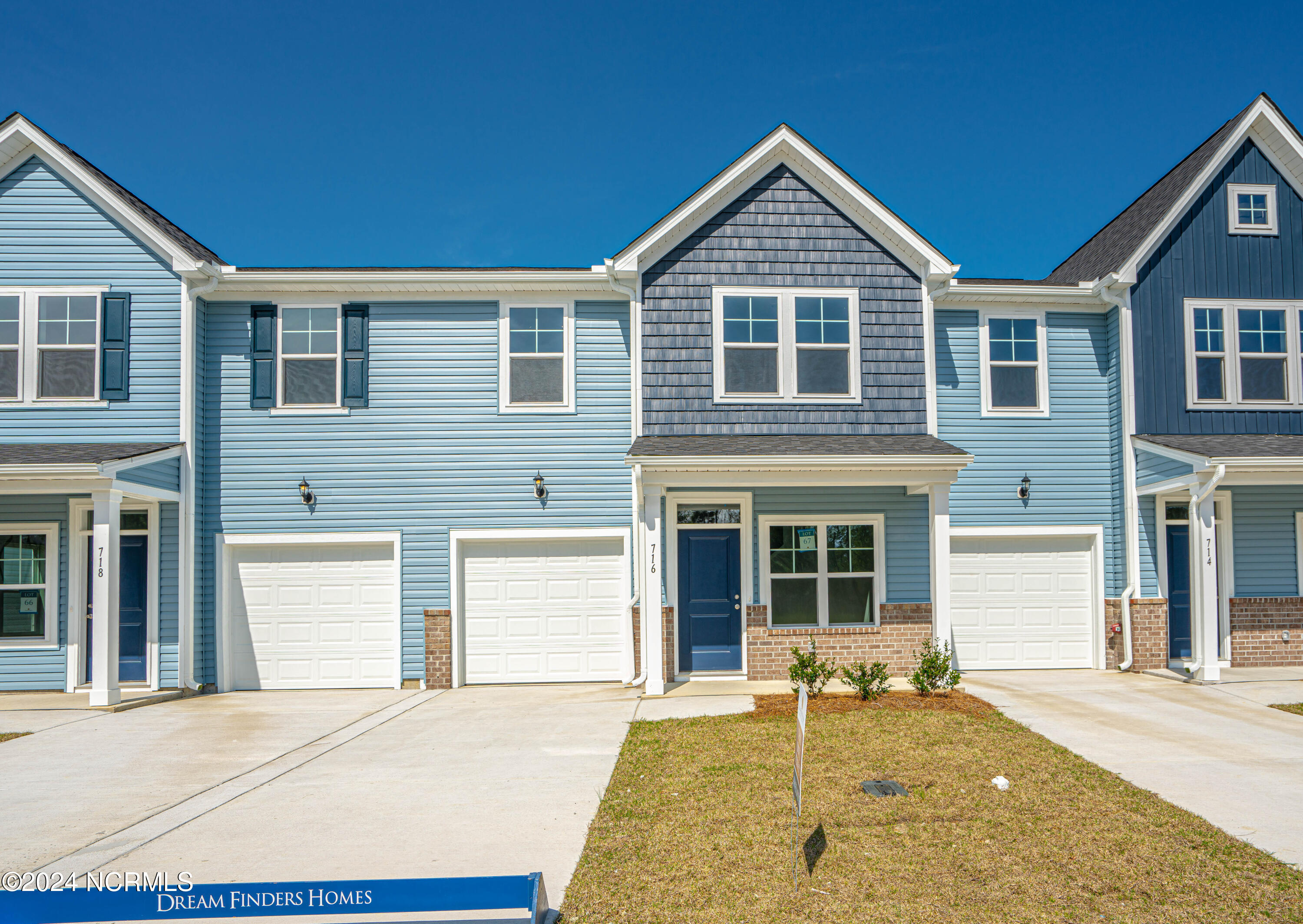 716 Palm Frond Way Northwest  