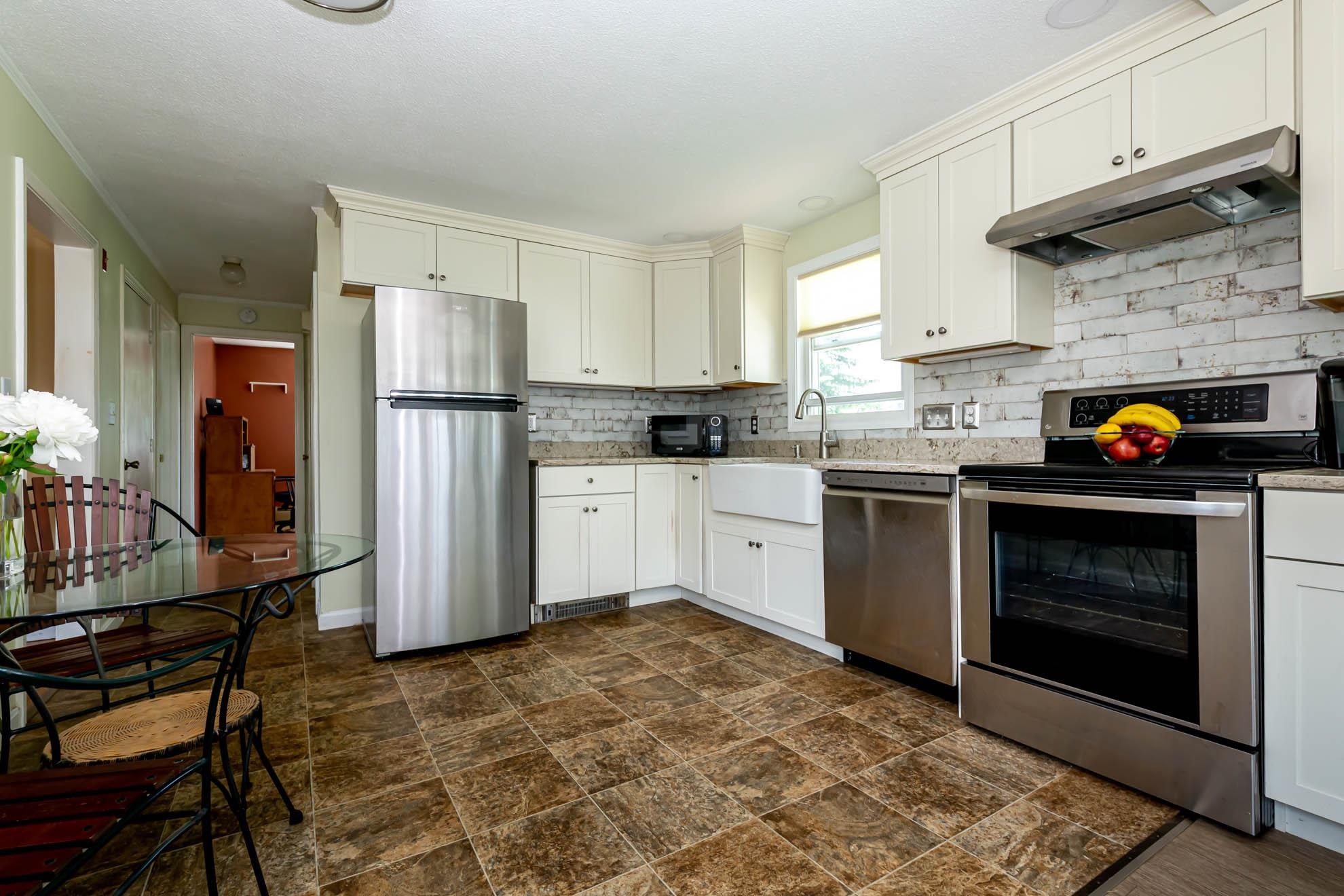 309 Huse Road Manchester, NH 03103 - Photo 12 of 28 Gallery Image 12