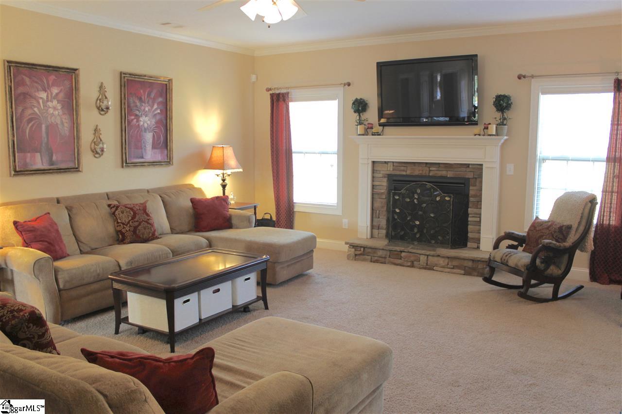 10 Ridgedale Way Simpsonville, SC 29681 - Photo 7 of 17 Gallery Image 7