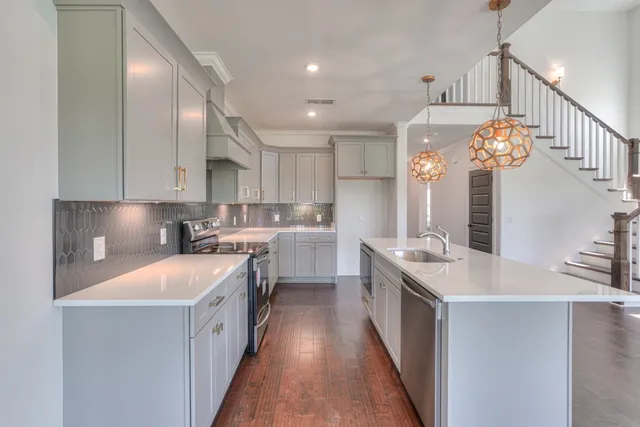 $715,900 | 5525 Sinclair Street, Murfreesboro, TN 37127