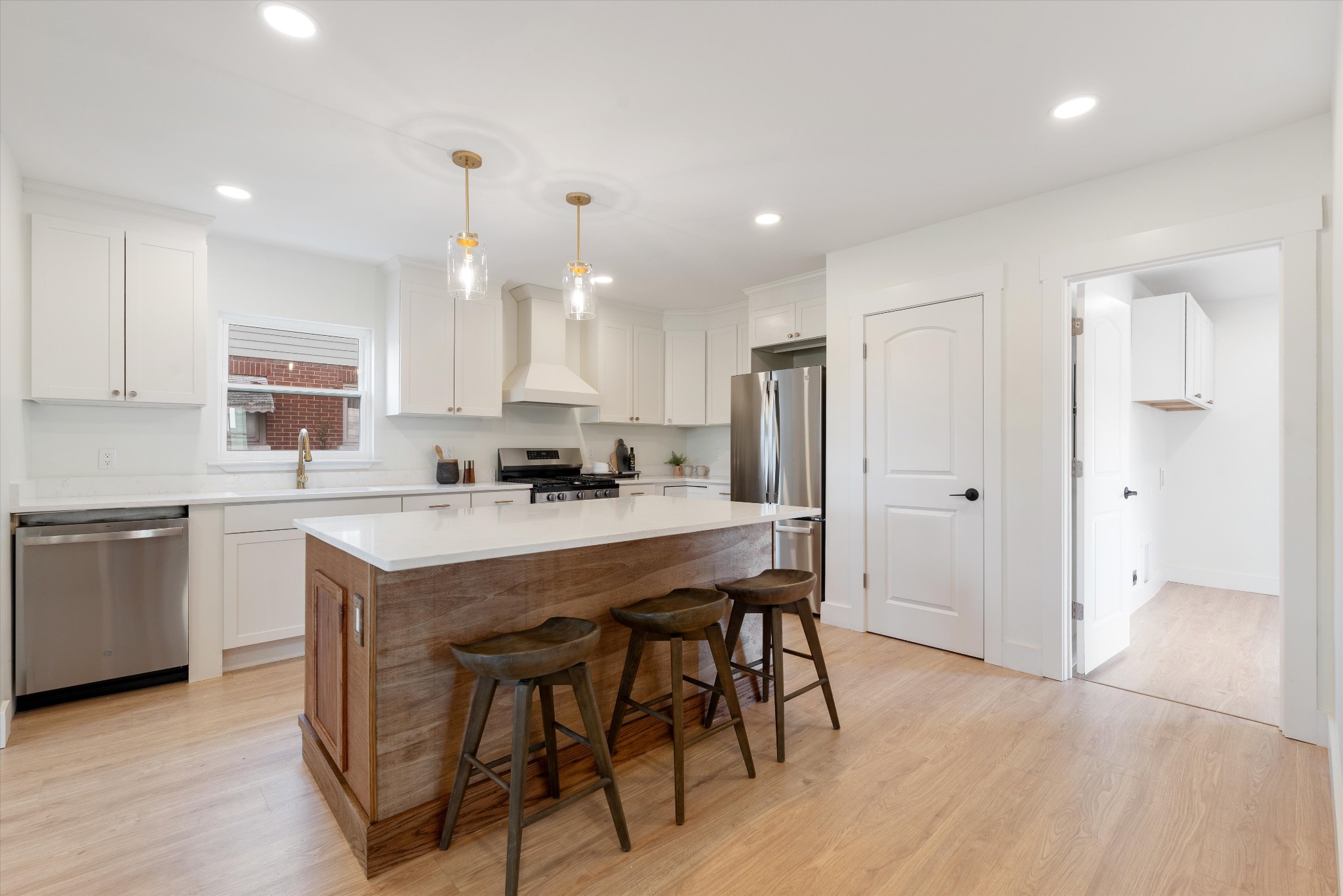 435 Edwin Street Nashville, TN 37207 - Photo 5 of 21