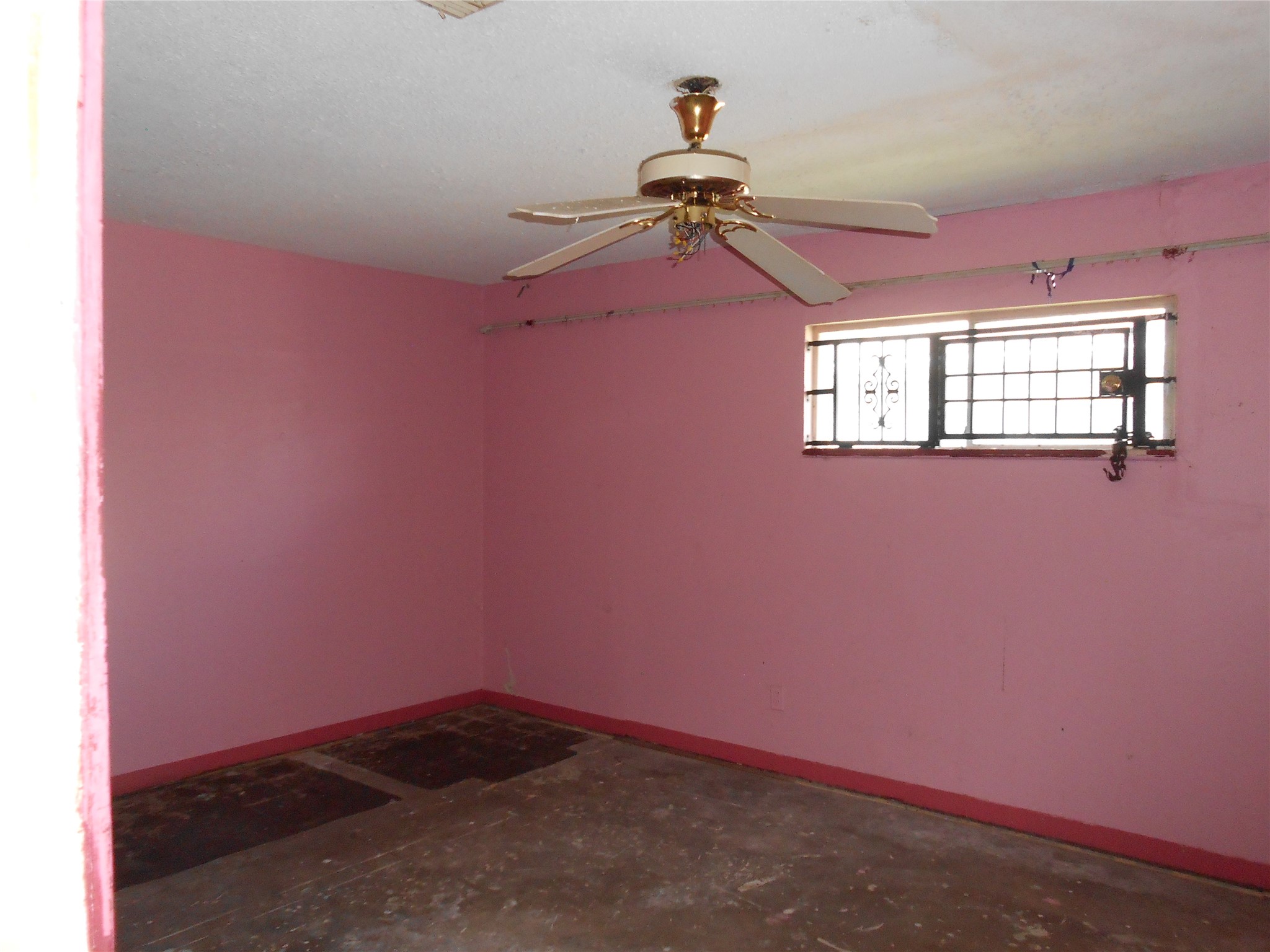 8535 Wiggins Street Houston, TX 77029 - Photo 11 of 22