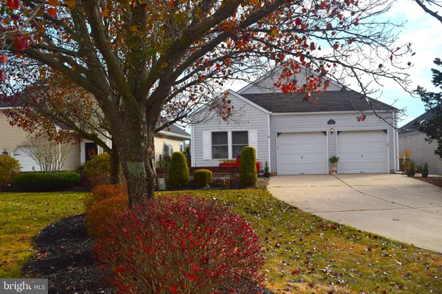 $369,000 | 63 Lookout Drive, Manahawkin, NJ 08050