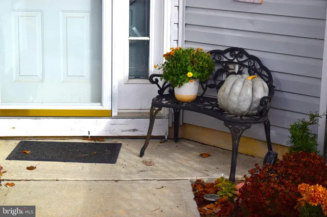 $369,000 | 63 Lookout Drive, Manahawkin, NJ 08050