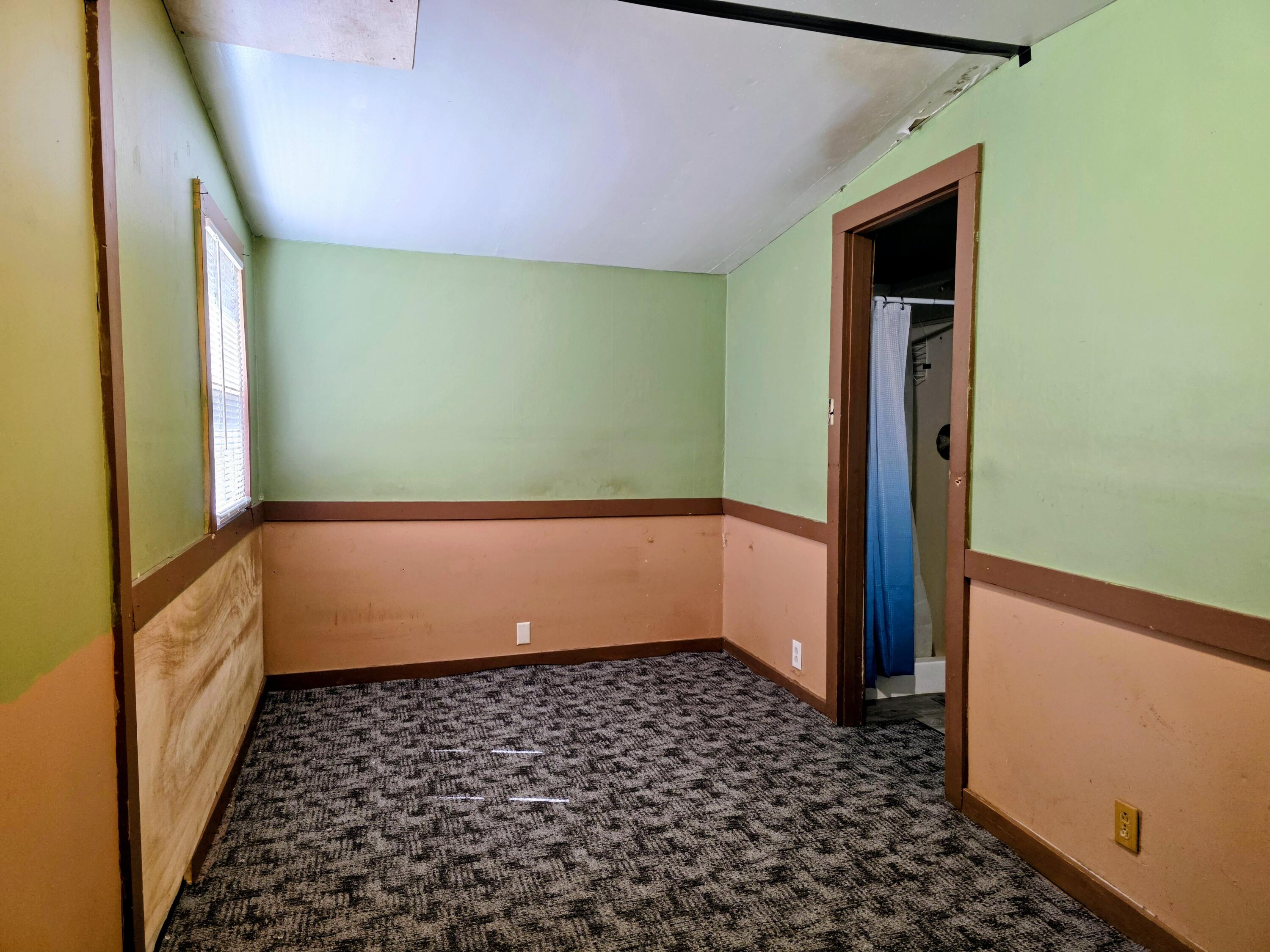 1252 Railroad Road Union City, MI 49094 - Photo 7 of 14 Primary bedroom