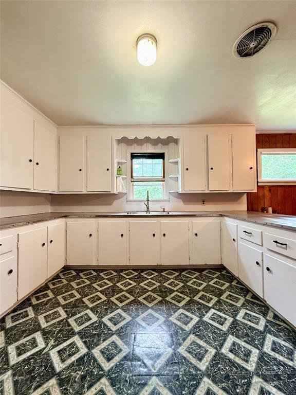 316 Moore Street Springhill, LA 71075 - Photo 10 of 17 Gallery Image 10